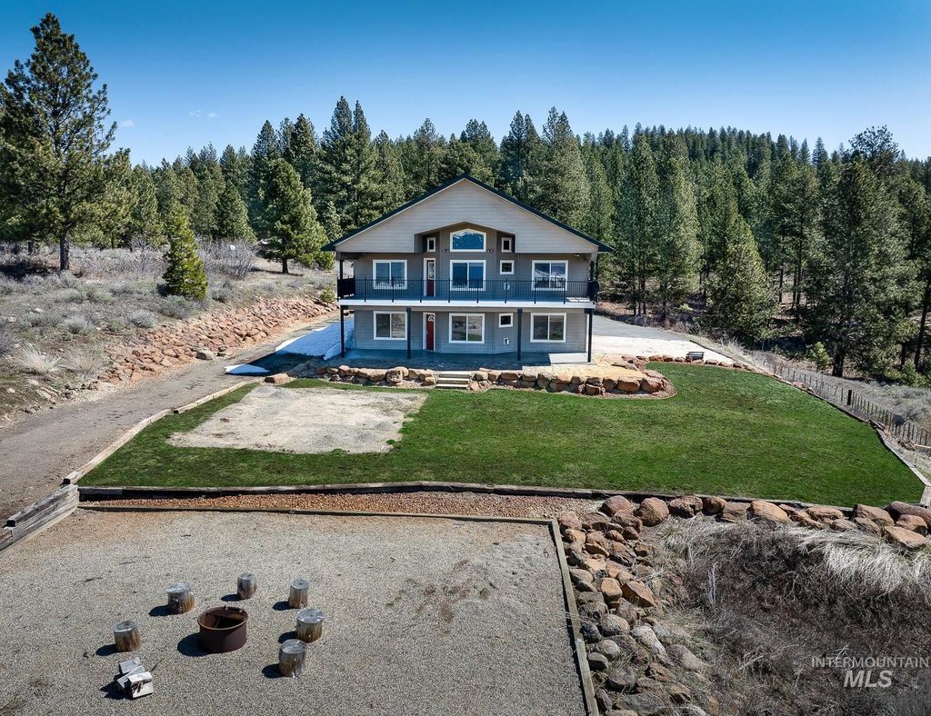 Photo of 12600 Goode Lane, Donnelly, ID 83615 (MLS # 98981903)