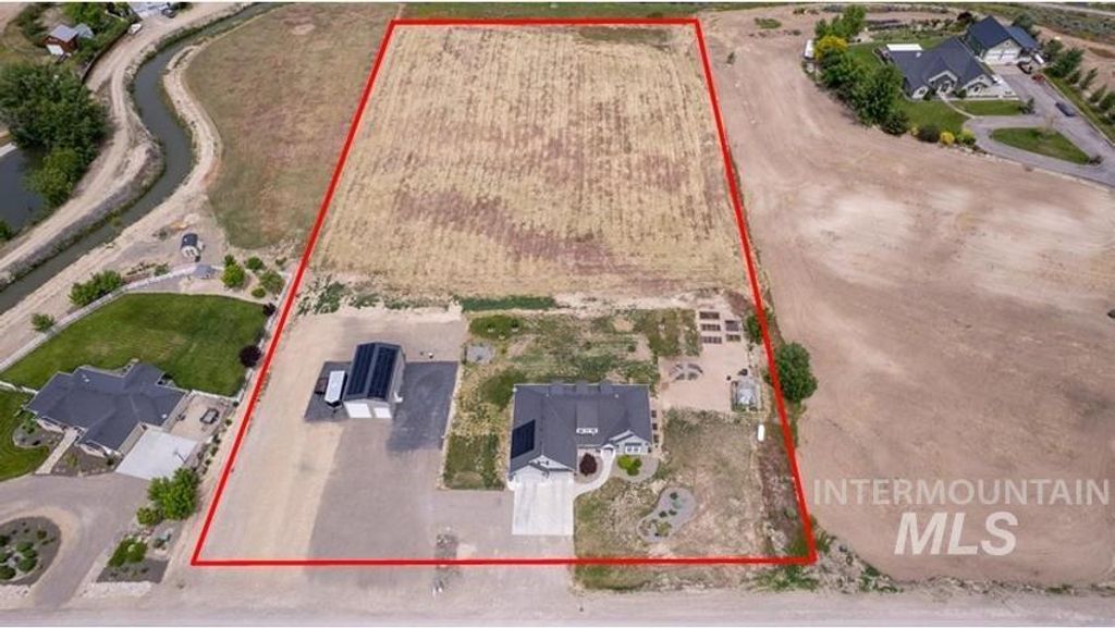 Photo of 2632 SW 3 1/2 Ave, Fruitland, ID 83619 (MLS # 98963330)