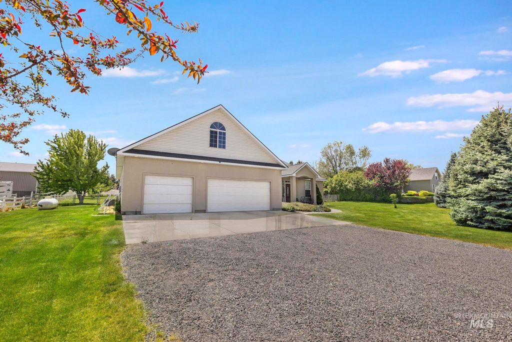 Photo of 2529 E 3707 N , Twin Falls, Id 83301, Twin Falls, ID 83301 (MLS # 98987217)
