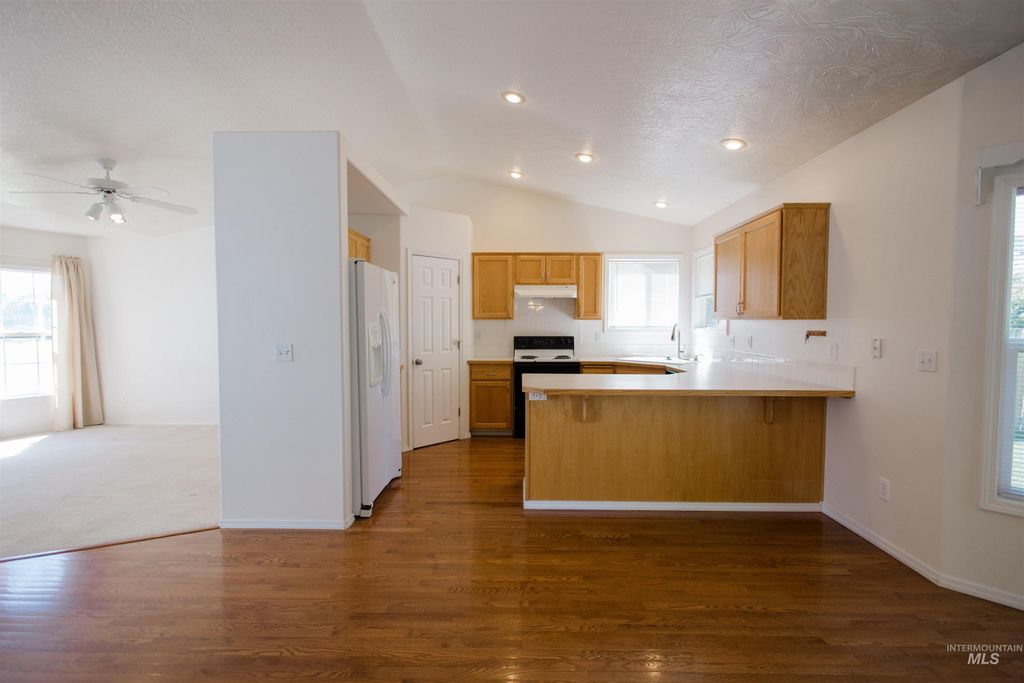 Photo of 1550 Targhee St, Mountain Home, ID 83647 (MLS # 98986558)