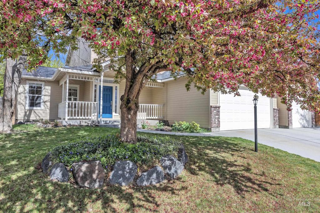 Photo of 6280 S Solar Way, Boise, ID 83709 (MLS # 98980626)