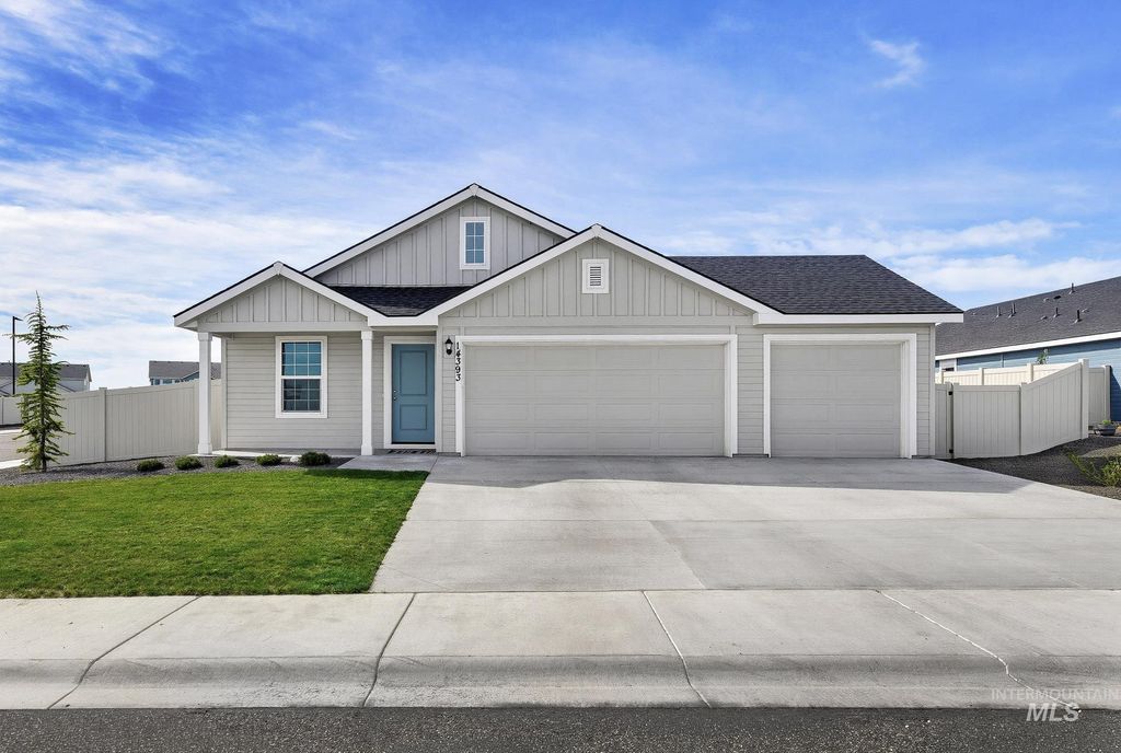 Photo of 14393 Skys End Ct, Caldwell, ID 83607 (MLS # 98982388)