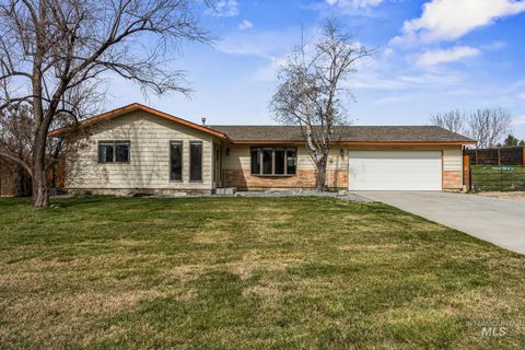 Photo of 11654 Highlander, Boise, ID 83709 (MLS # 98978544)