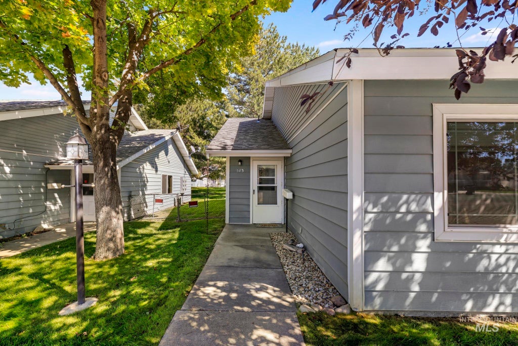Photo of 513 Union Ave, Filer, ID 83328 (MLS # 99000146)