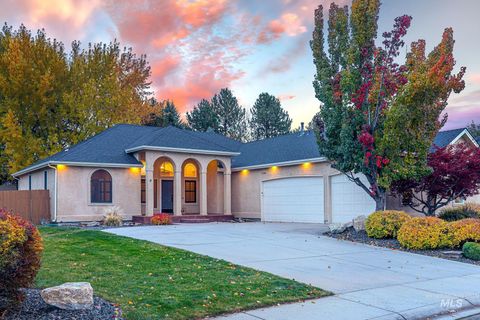 1786 N Prestwick Eagle ID 83616