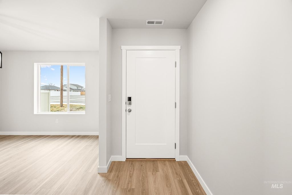 Photo of 1704 N Birch St, Jerome, ID 83338 (MLS # 98972136)