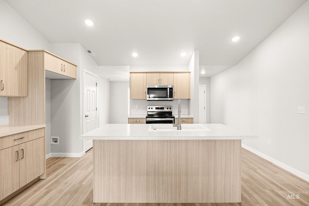 Photo of 1704 N Birch St, Jerome, ID 83338 (MLS # 98972136)