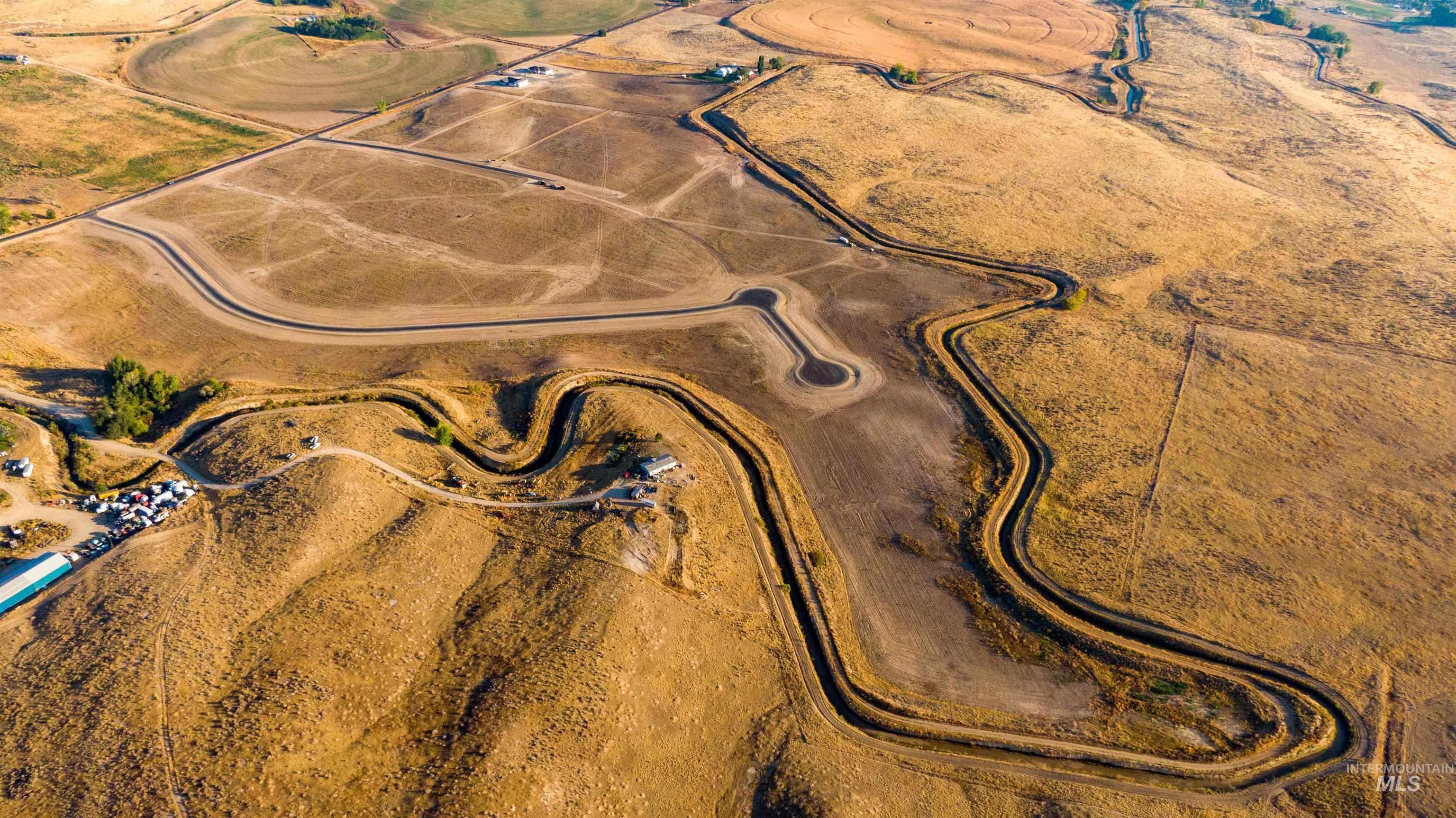 10180 Copperhead Lane