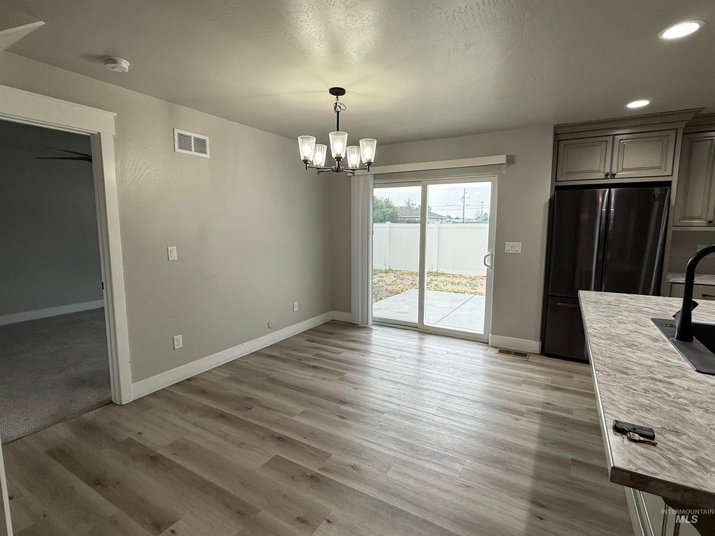 Photo of 821 Jack Ave, Jerome, ID 83338 (MLS # 98988724)