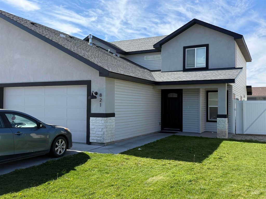 Photo of 821 Jack Ave, Jerome, ID 83338 (MLS # 98988724)
