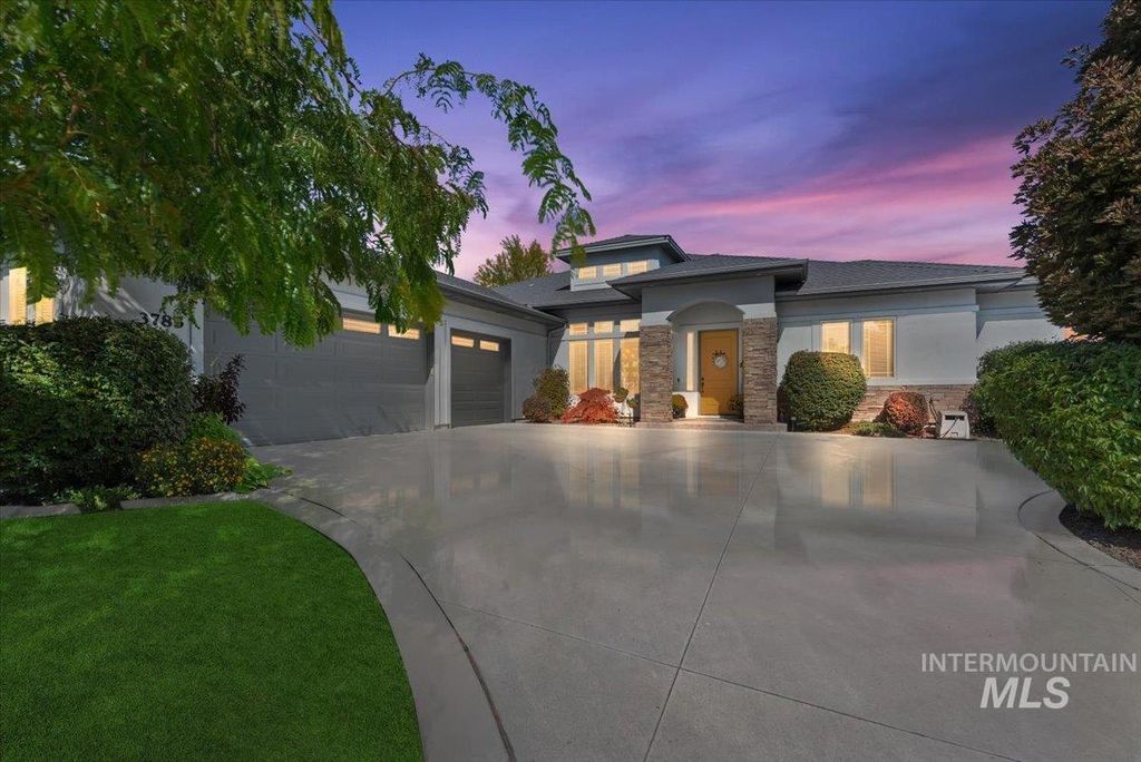 Photo of 3783 S Merrivale Way, Meridian, ID 83642 (MLS # 98964823)