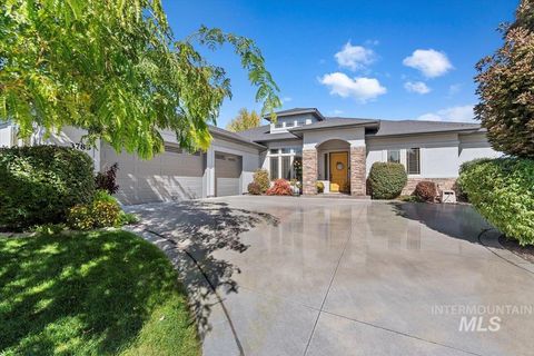 Photo of 3783 S Merrivale Way, Meridian, ID 83642 (MLS # 98964823)