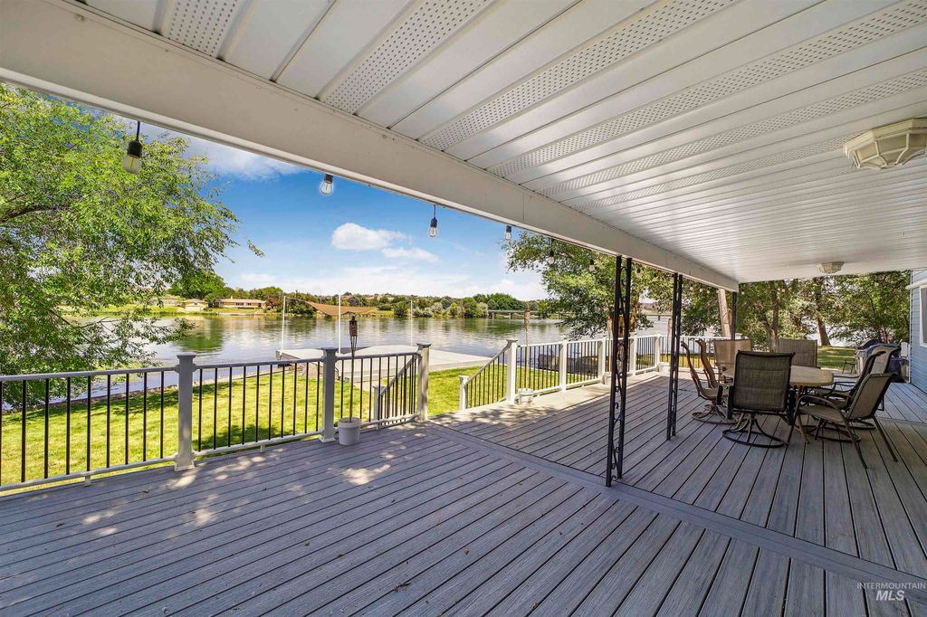 Photo of 44 Bell Rapids Road, Hagerman, ID 83332 (MLS # 98887969)