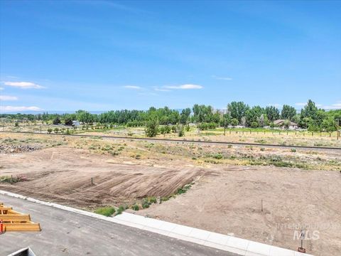 Photo of 1018 Liberty Street, Gooding, ID 83330 (MLS # 98952149)