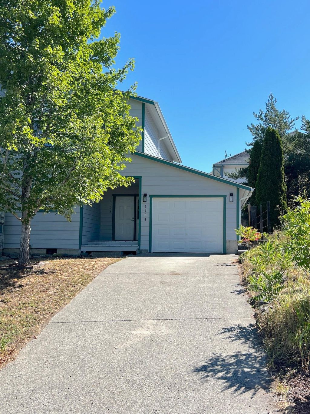 Photo of 1304 Andy Ave, Moscow, ID 83843 (MLS # 98958828)
