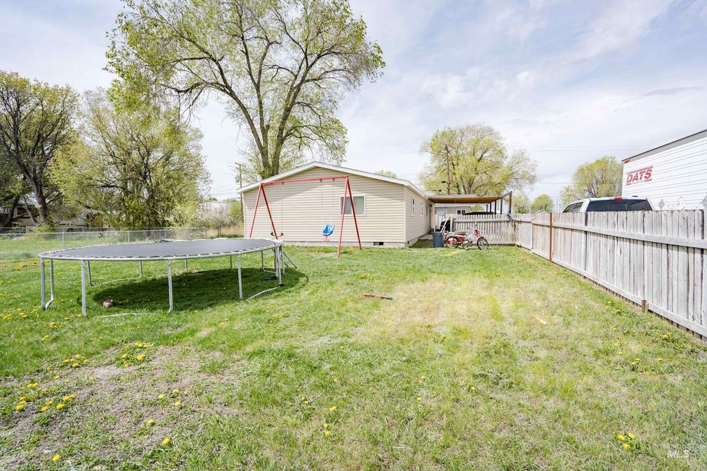 Photo of 542 Normal Ave, Burley, ID 83318 (MLS # 98965908)