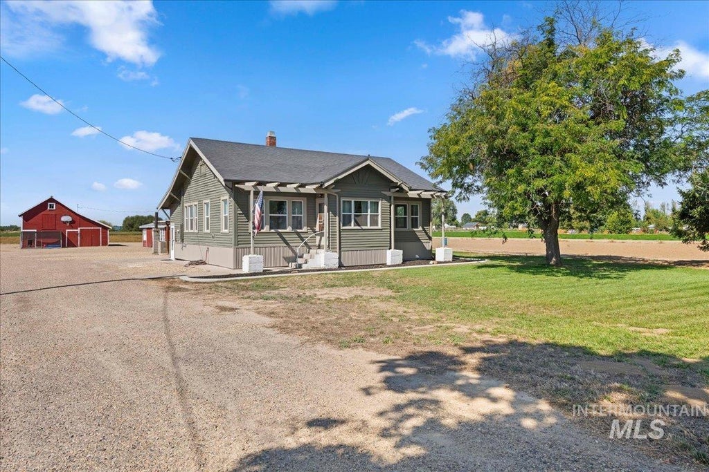 Photo of 7425 Elmore Rd, Fruitland, ID 83619 (MLS # 99001236)