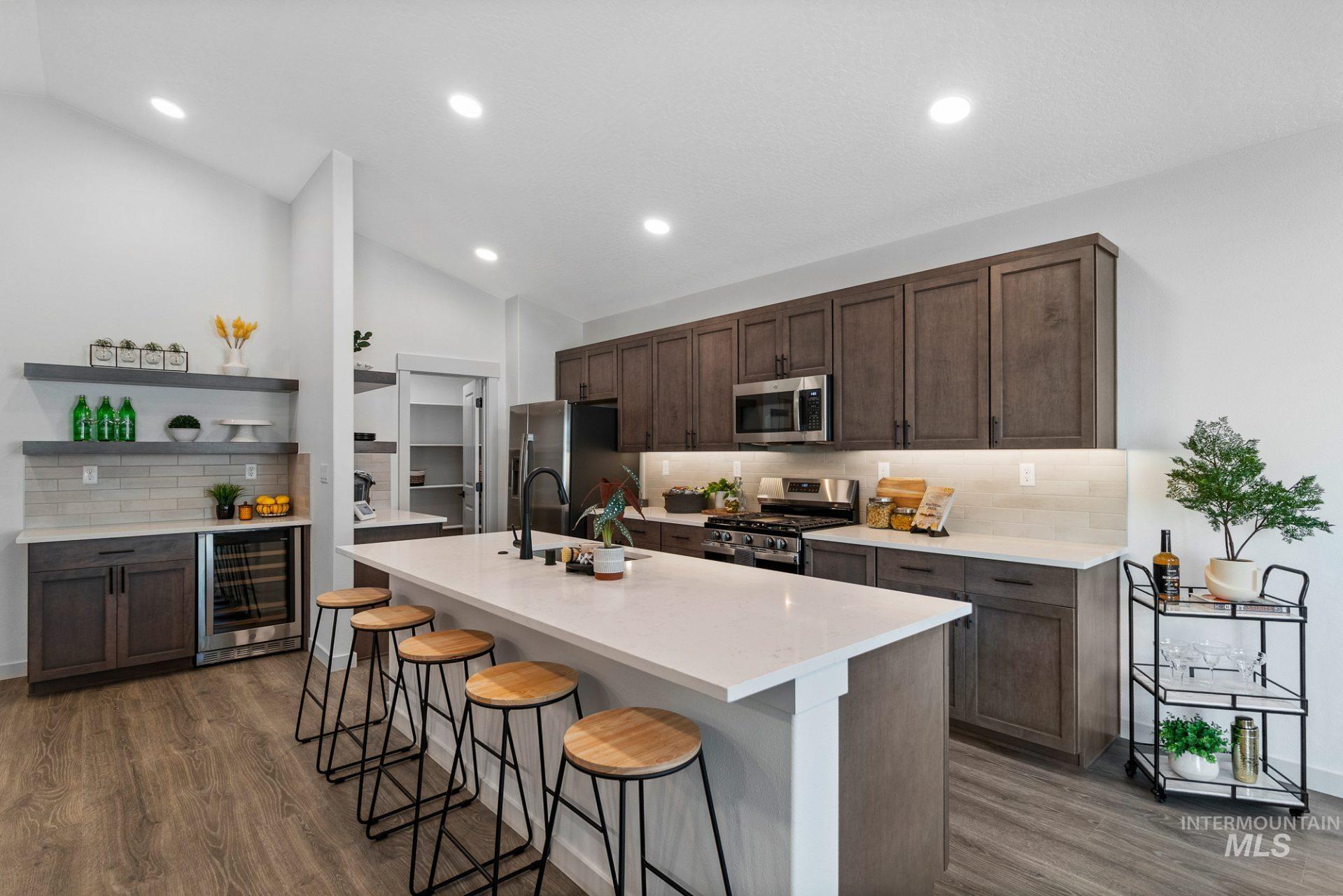 3080 N Lake Moreno Pl.