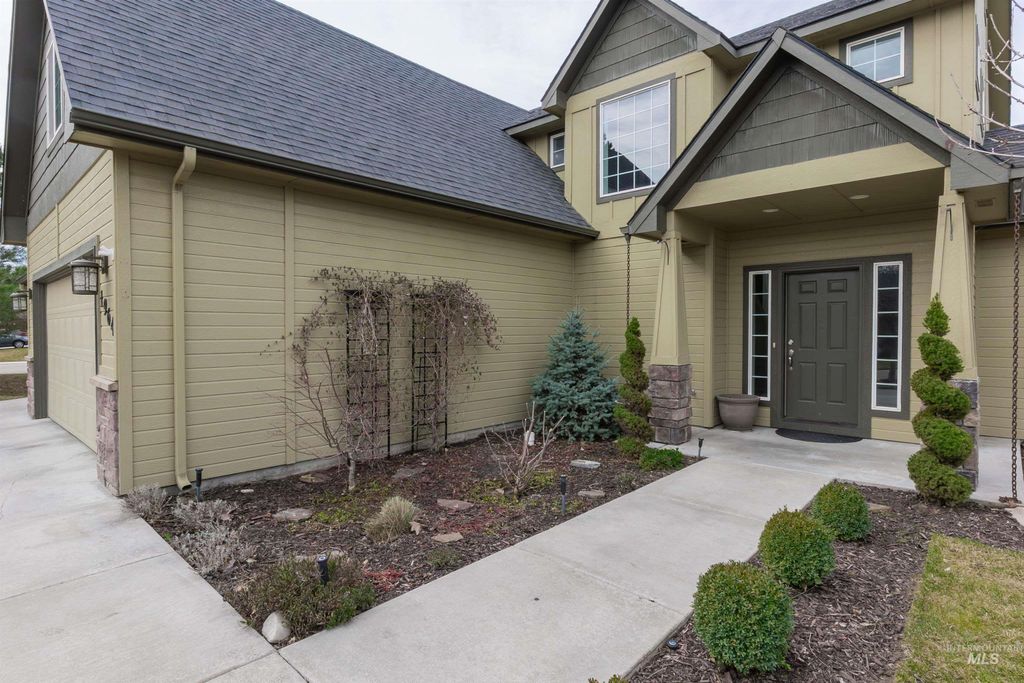 Photo of 1964 W Odessa Ave, Nampa, ID 83686 (MLS # 98978022)