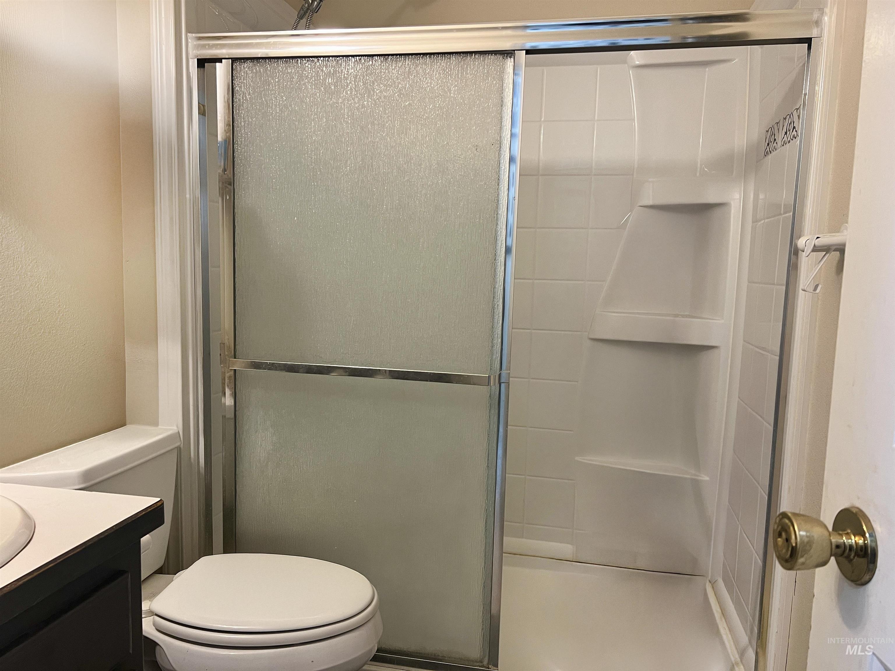 Weiser, Idaho 83672, United States, 3 Bedrooms Bedrooms, ,2 BathroomsBathrooms,Residential,Pending,34807