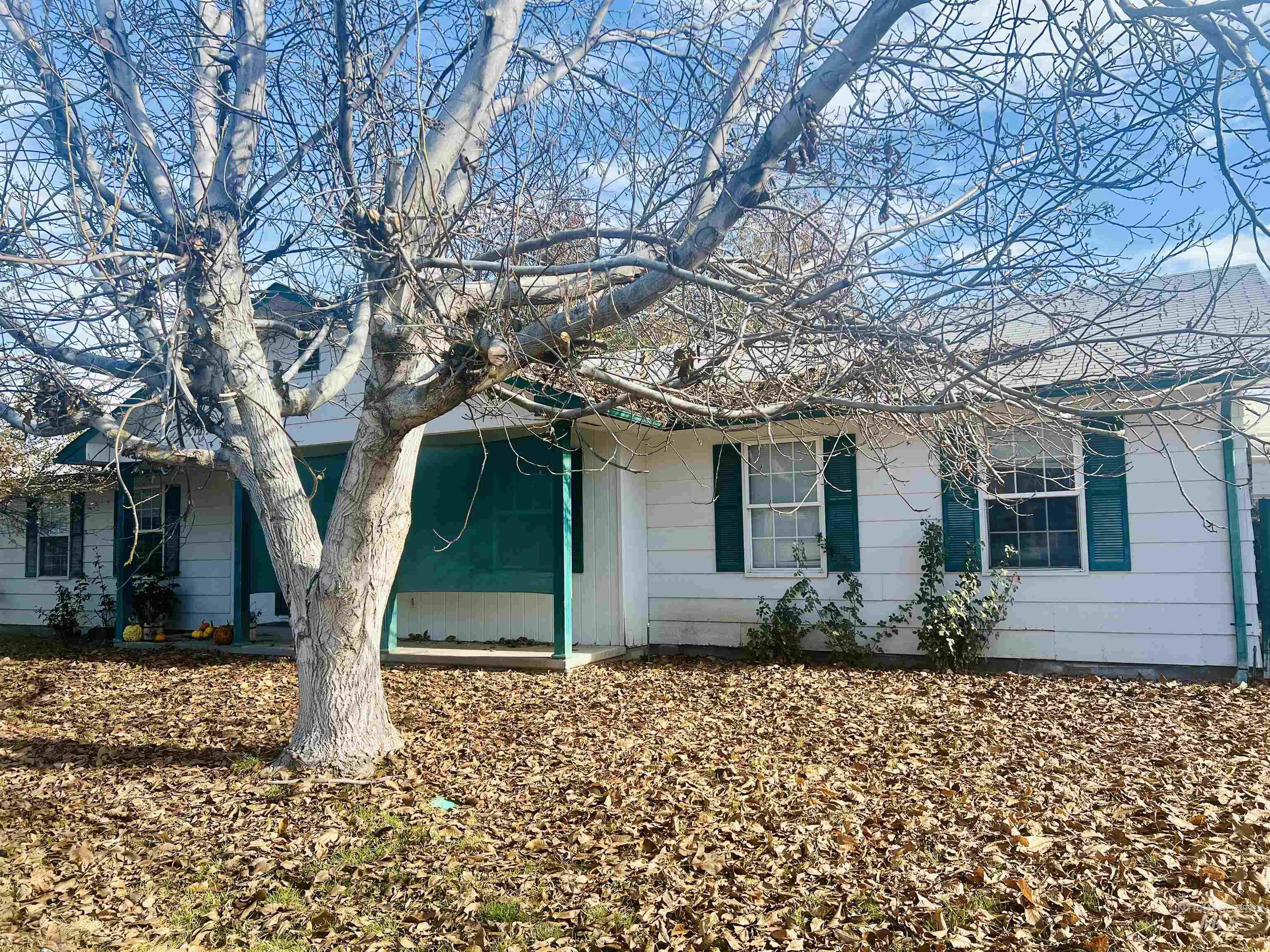 Weiser, Idaho 83672, United States, 3 Bedrooms Bedrooms, ,2 BathroomsBathrooms,Residential,Pending,34807