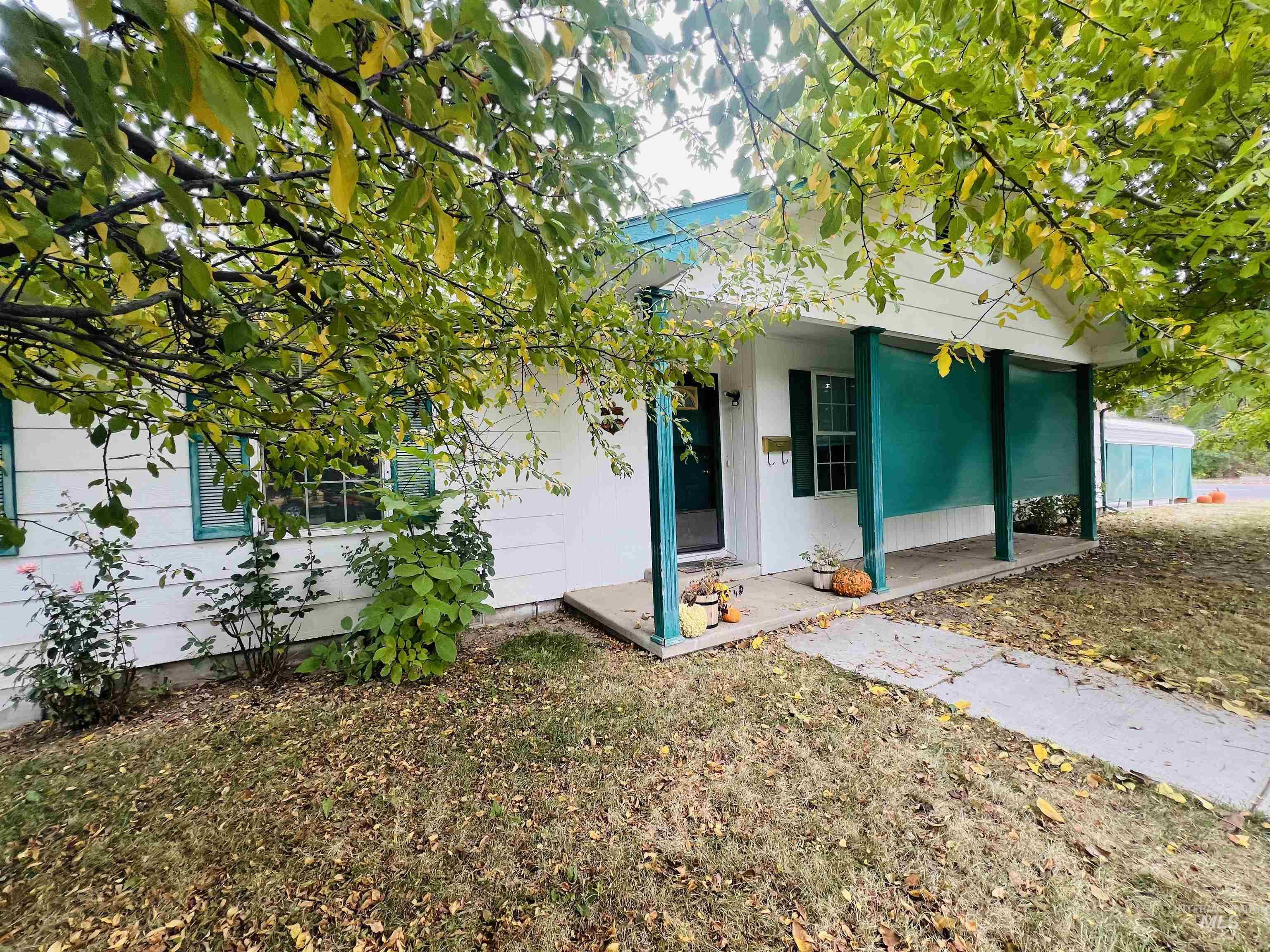 Weiser, Idaho 83672, United States, 3 Bedrooms Bedrooms, ,2 BathroomsBathrooms,Residential,Pending,34807