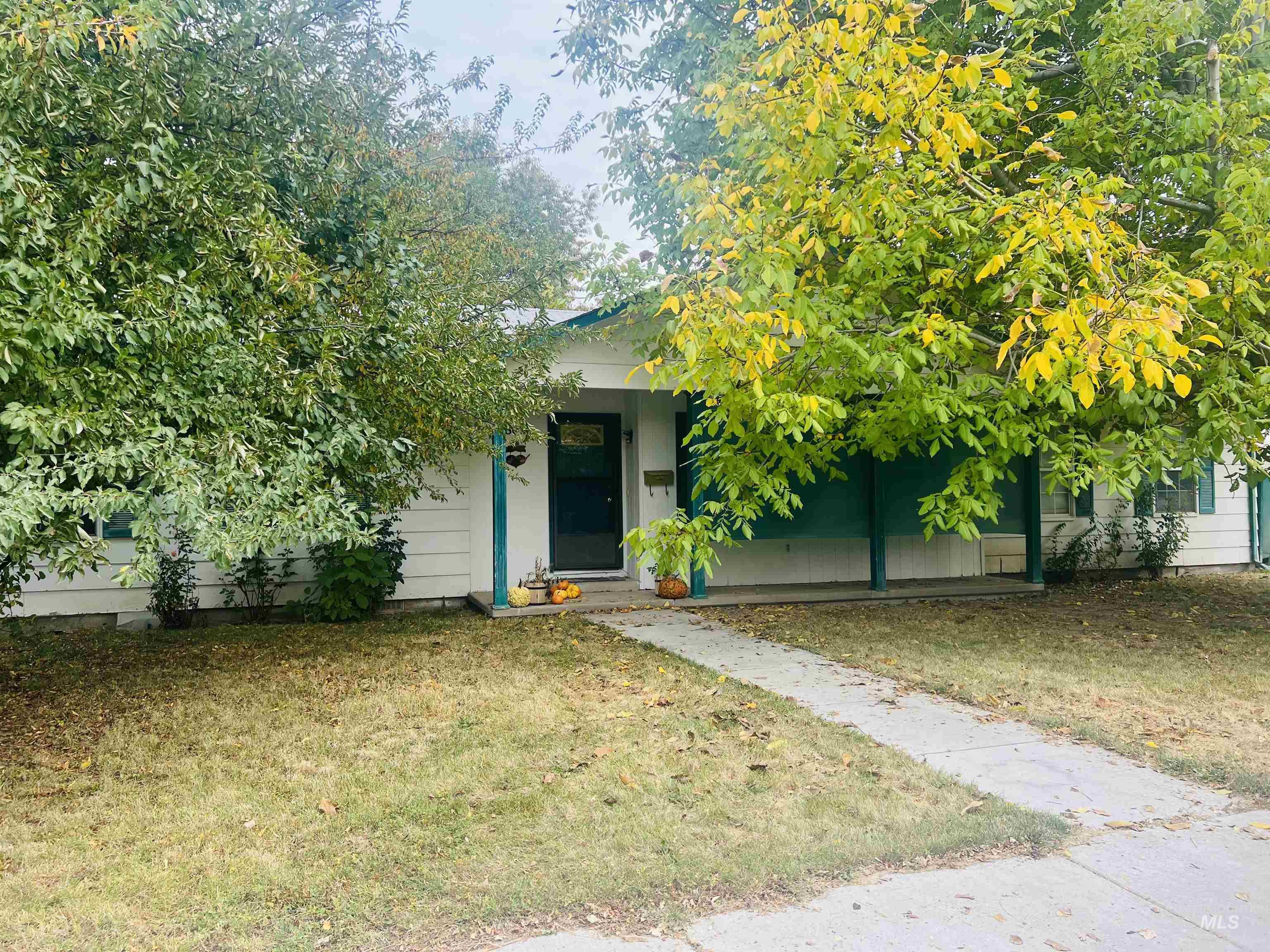 Weiser, Idaho 83672, United States, 3 Bedrooms Bedrooms, ,2 BathroomsBathrooms,Residential,Pending,34807