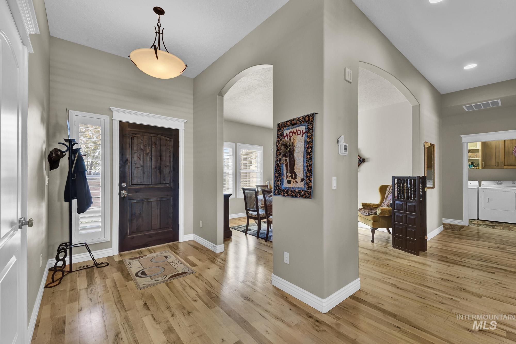 12220 Apple Rose Way