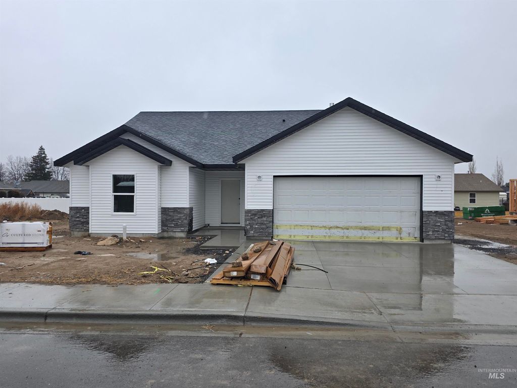 Photo of 1504 Tverdy Lane, Buhl, ID 83316 (MLS # 98962562)