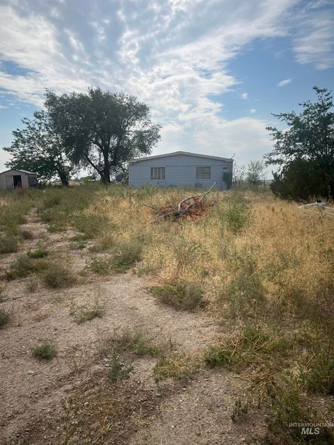 Photo of 5533 E Tower Ln, Caldwell, ID 83607 (MLS # 98962955)