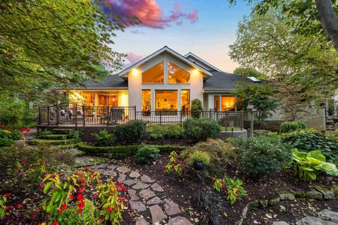2250 S Crosscreek Ln Boise ID 83706