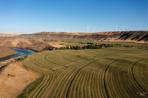 Photo of 14400 E. Shoestring Rd, Bliss, ID 83314 (MLS # 98883401)