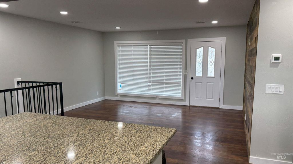 Photo of 905 15th Drive, Rupert, ID 83350 (MLS # 98978977)