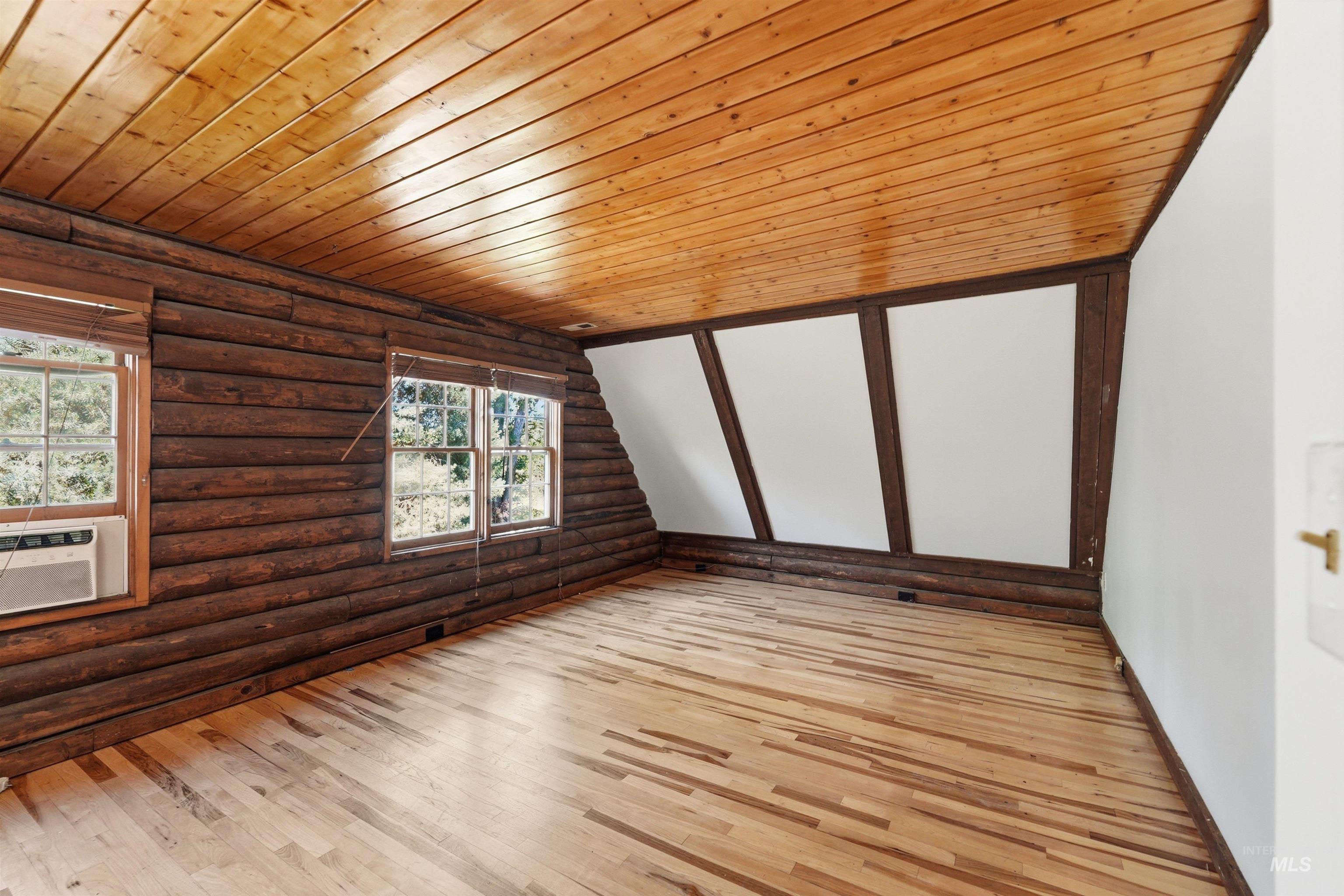 Wood flooring, wood plank ceiling