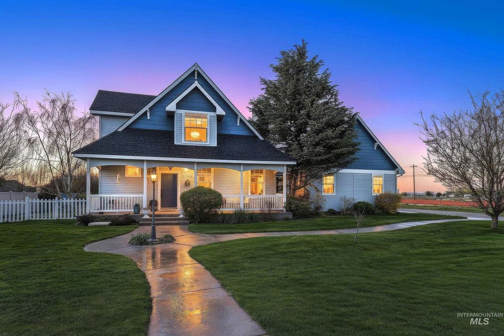 Photo of 15955 Wintergreen Dr, Caldwell, ID 83607 (MLS # 98981337)