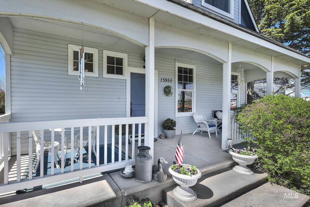 Photo of 15955 Wintergreen Dr, Caldwell, ID 83607 (MLS # 98981337)