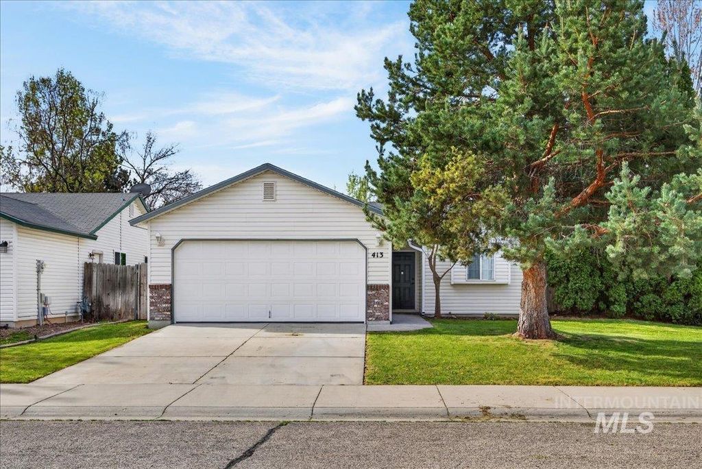 Photo of 413 W White Way, Kuna, ID 83634 (MLS # 98983089)