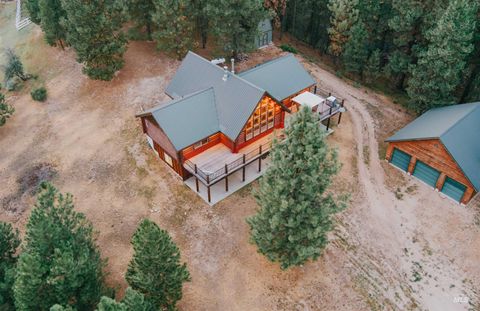 Photo of 10 Tamarack Trl, Boise, ID 83716 (MLS # 98943321)