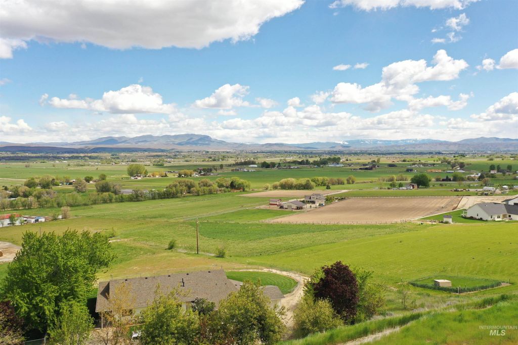 Photo of 3549 Ginny Lane, Emmett, ID 83617 (MLS # 98983881)