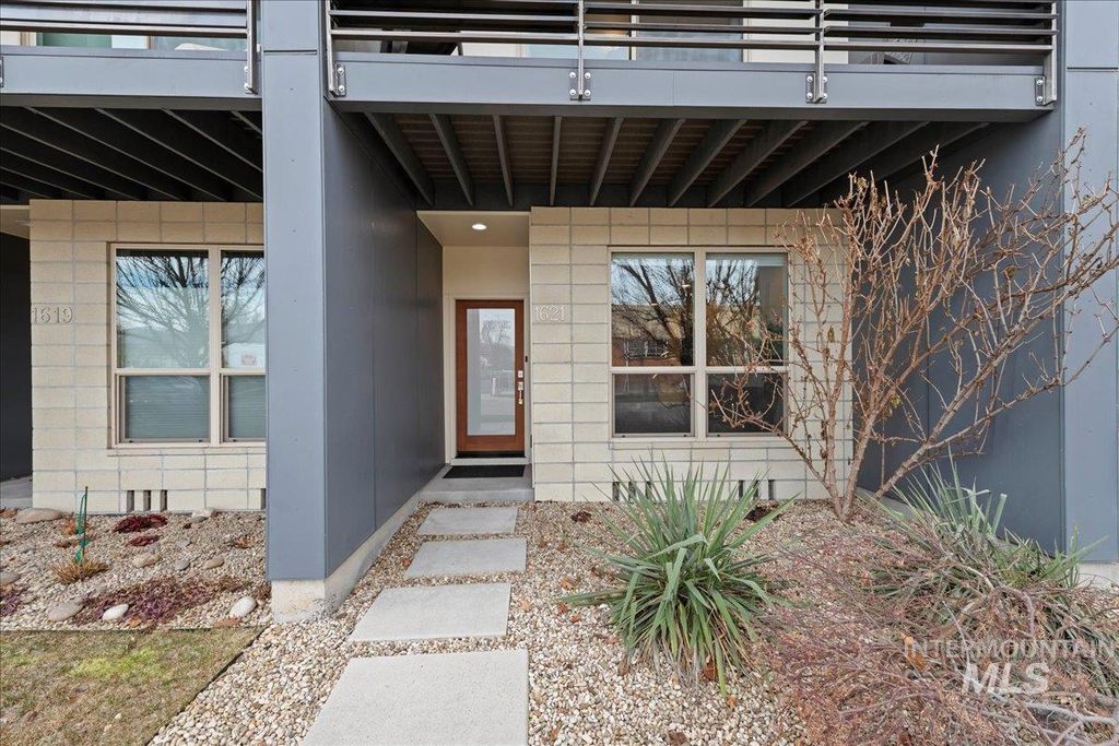 Photo of 1621 W Idaho St, Boise, ID 83702 (MLS # 98973040)