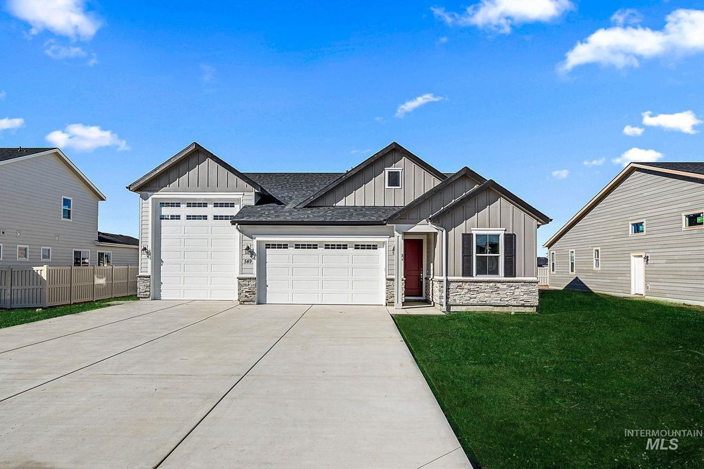 Photo of 3723 S Anise Ave, Nampa, ID 83686 (MLS # 98987411)
