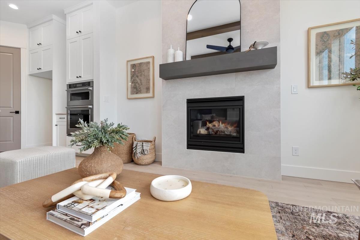 11178 S Corballis Ln