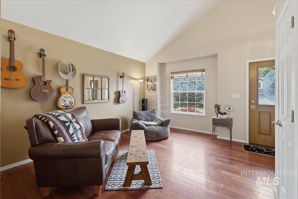 Photo of 7429 W Lamplighter Street, Boise, ID 83714 (MLS # 98999769)