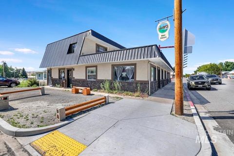 Photo of 111 Main St, Hagerman, ID 83332 (MLS # 98946822)