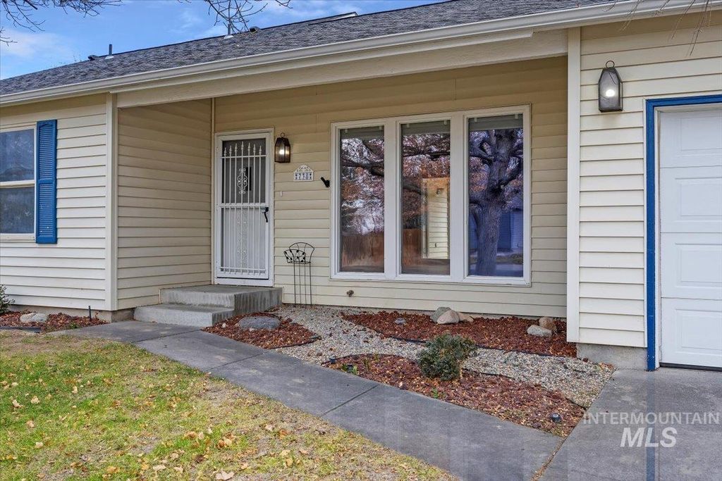 Photo of 738 Aspenwood Lane, Twin Falls, ID 83301 (MLS # 98969933)