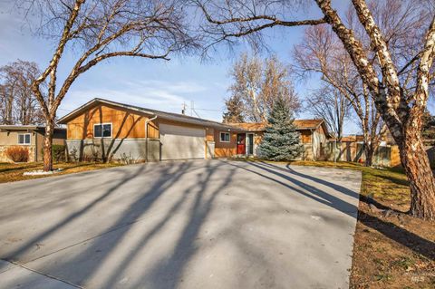 6952 W Holiday Dr Boise ID 83709