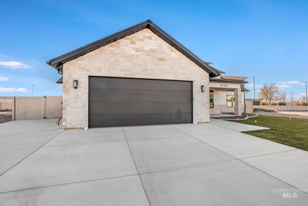 Photo of 562 Canyon Mist, Twin Falls, ID 83301 (MLS # 98966807)