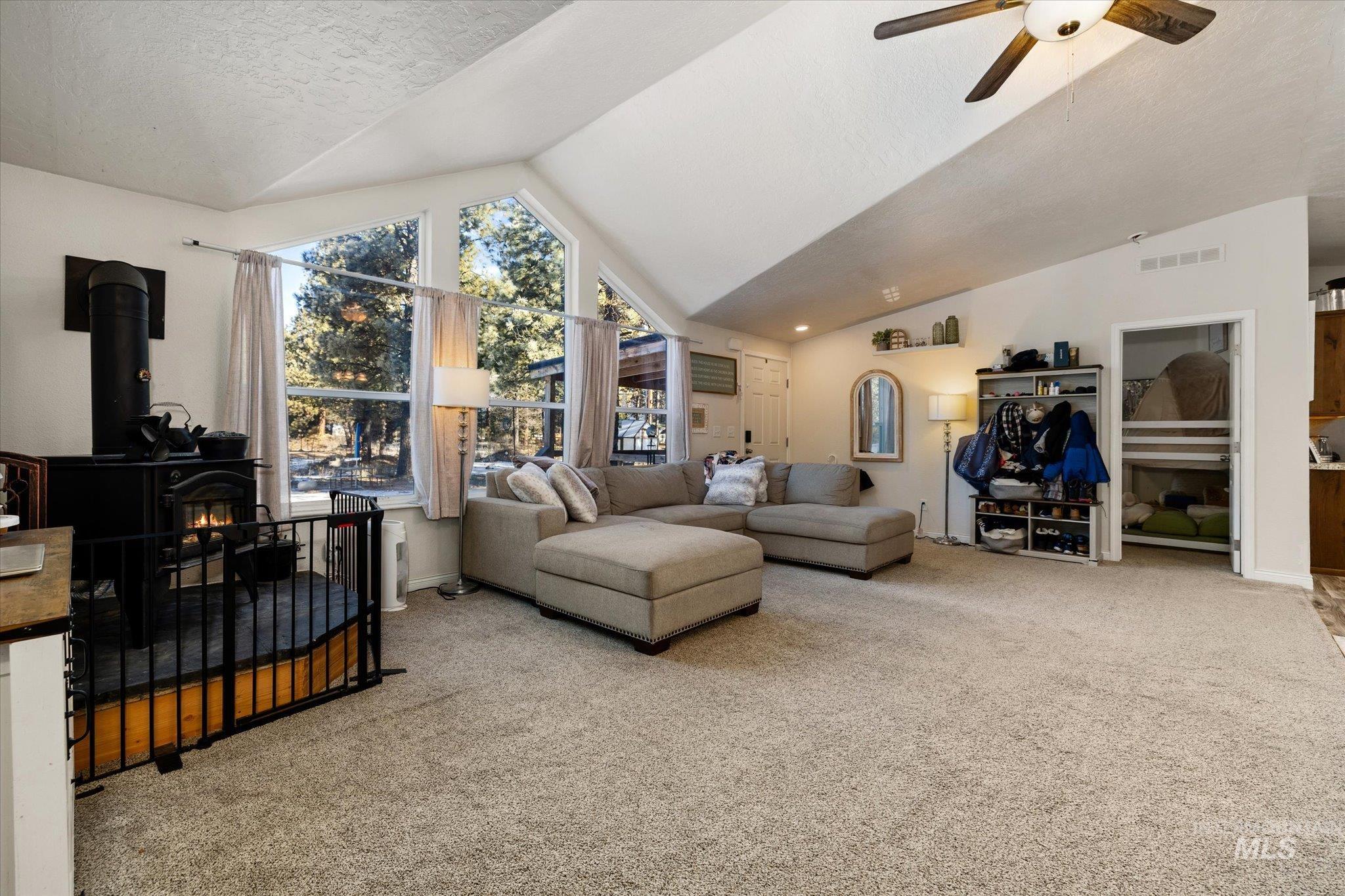 17 Mountain Meadow Way