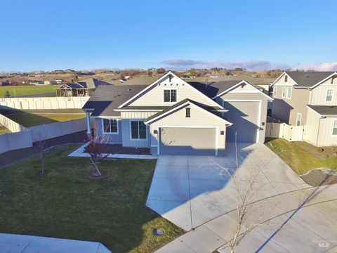 Photo of 12682 W Teratai St, Star, ID 83669 (MLS # 98968935)