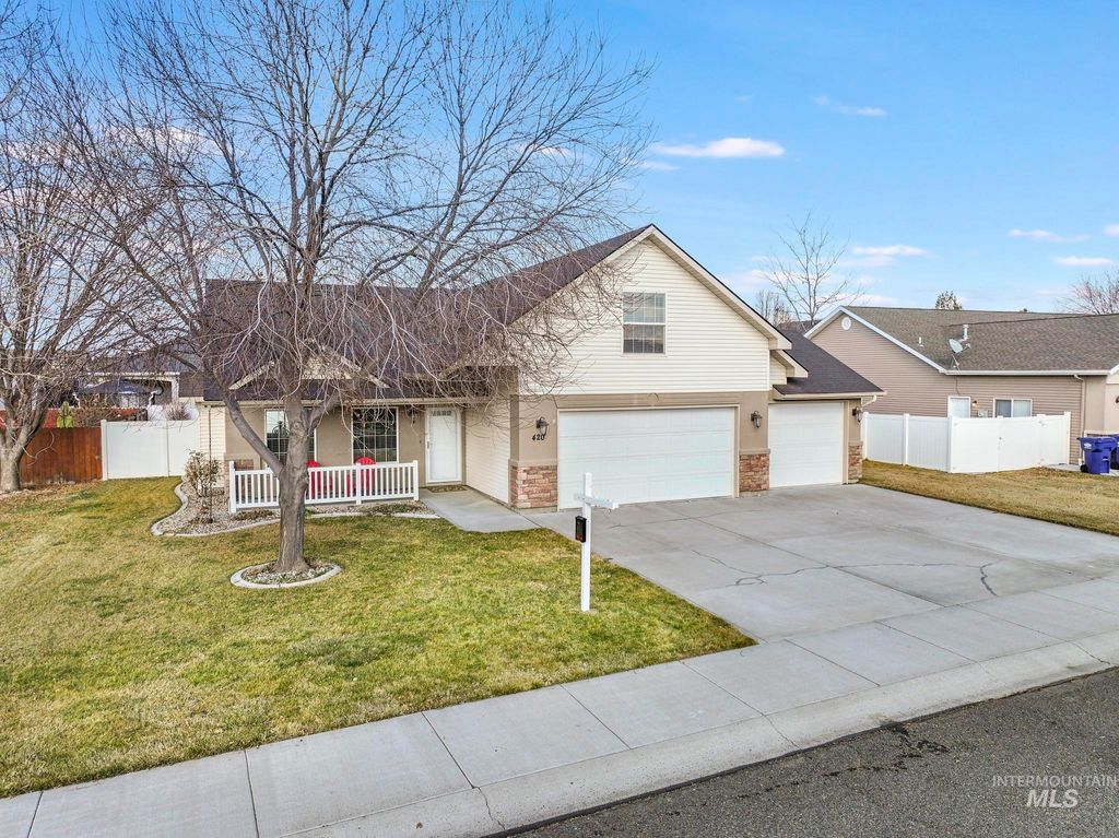 Photo of 420 Shadetree Trail, Twin Falls, ID 83301 (MLS # 98974843)